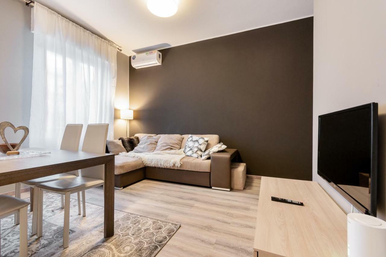 Verona Borgo Roma Apartment Екстер'єр фото