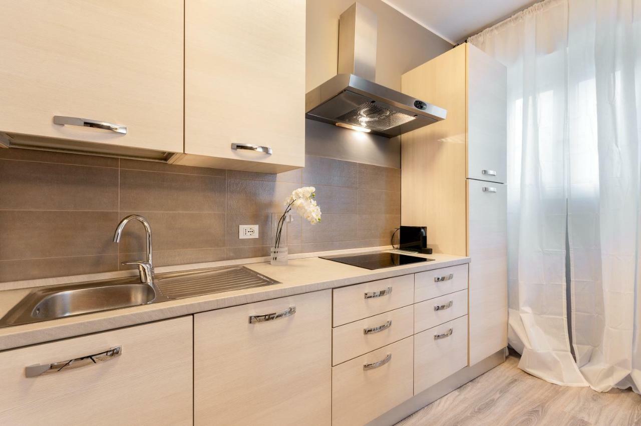 Verona Borgo Roma Apartment Екстер'єр фото